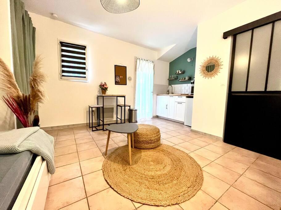 Aix-En-Provence, Cosy Studio Proche Toutes Commodites, Linges Fournis 외부 사진